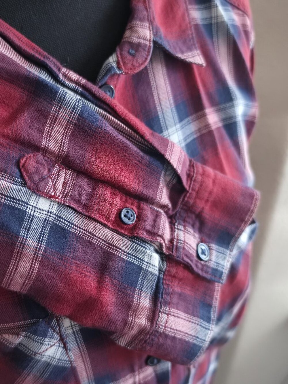 Divided H&M Women's Button-Up Shirt - Picture 4 of 9